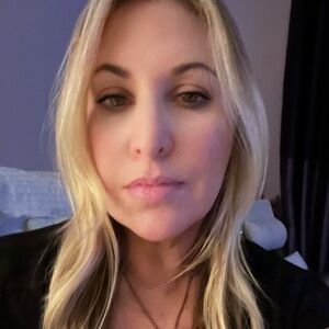 Meet your Posher, Caryn